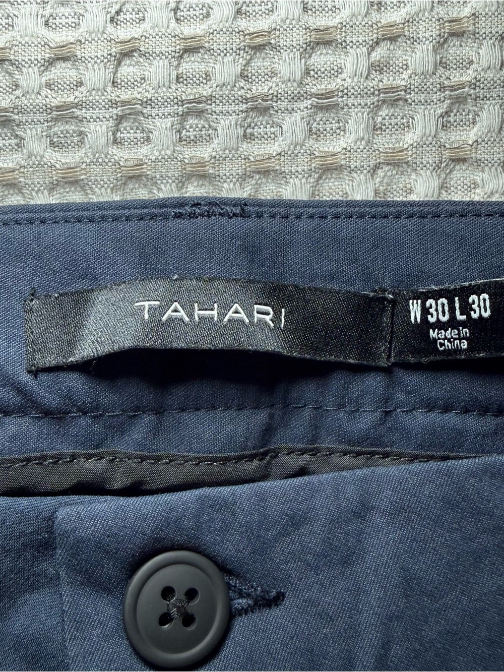 Tahari Men’s Navy Blue Solid Flat Front Casual Pants 30" Waist Pockets Button - Picture 5 of 10